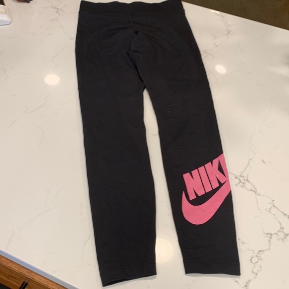 Nike Women’s Tights NWOT - Picture 4 of 8